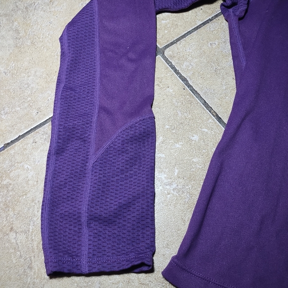 Asics Women's Purple Yoga Long Sleeved Athletic Top Size Medium - Picture 7 of 13